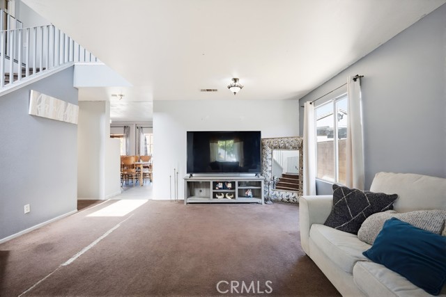 Detail Gallery Image 9 of 41 For 1216 Lilac Ridge Dr, Perris,  CA 92571 - 4 Beds | 2/1 Baths