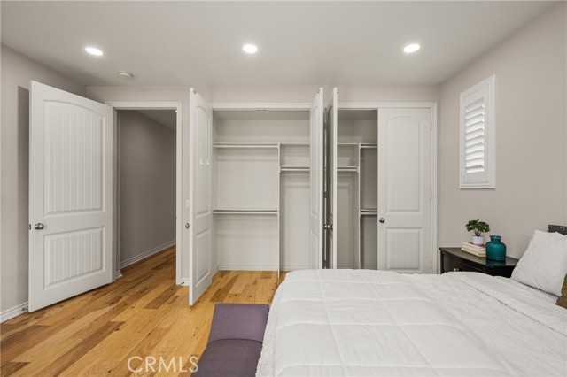 8315 Kendall Drive, Huntington Beach CA: https://media.crmls.org/medias/296cac37-e13f-433e-b476-059593efc6ea.jpg