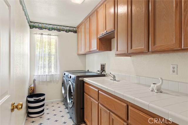 Detail Gallery Image 21 of 37 For 2 Summerwood Ct, Chico,  CA 95926 - 3 Beds | 2 Baths