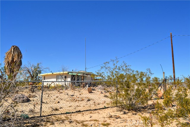 Detail Gallery Image 20 of 28 For 4040 Peter Rabbit, Twentynine Palms,  CA 92277 - 2 Beds | 1 Baths