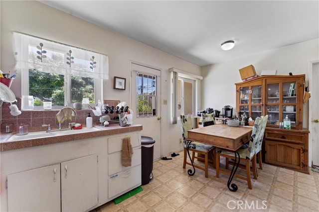 2300 Graham Avenue, Redondo Beach, California 90278, ,Residential Income,Sold,Graham,NP23142072