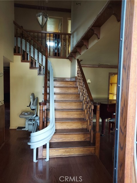 5722 Vinevale Circle, La Palma, CA, 90623 5722 Vinevale Circle, La Palma, CA, 90623