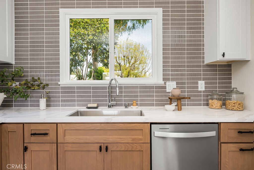 MLS #WS25106713 img 9