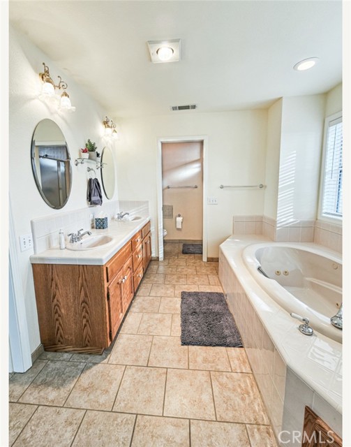 19035 Bonita Road, Red Bluff CA: https://media.crmls.org/medias/296e4d9c-0e57-4c05-911d-5c90f9d124c6.jpg