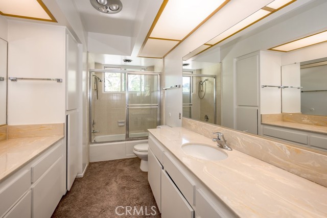 851 Misty Isle Drive, Glendale CA: https://media.crmls.org/medias/296eb5f2-fb4b-4db6-9a09-af65da2feddb.jpg
