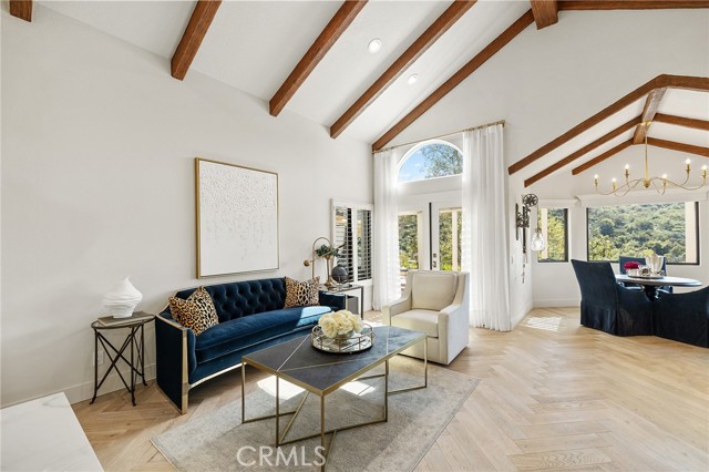 29122 Laurel Valley Drive, Vista CA: https://media.crmls.org/medias/296eda34-2bdd-49ad-b925-1433fec8d20e.jpg
