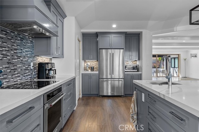 6334 Riggs Place, Los Angeles CA: https://media.crmls.org/medias/296ef5eb-6574-4ec1-8b38-ea5f81c039cb.jpg
