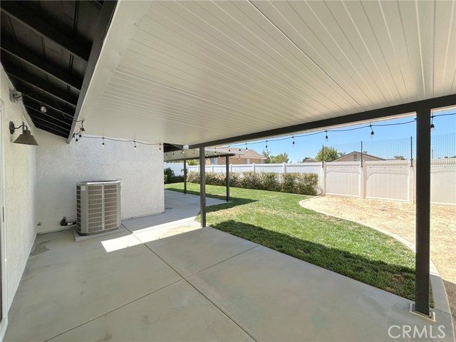 13342 Daffodil, Yucaipa CA: https://media.crmls.org/medias/296fe080-6118-489c-b883-bd17c614c017.jpg