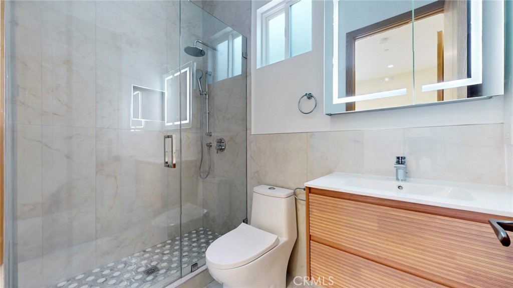 2970B8Ca 35Fc 4E6C B780 D50A7F88957C 421 N Catalina Street, Burbank, Ca 91505 &Lt;Span Style='BackgroundColor:transparent;Padding:0Px;'&Gt; &Lt;Small&Gt; &Lt;I&Gt; &Lt;/I&Gt; &Lt;/Small&Gt;&Lt;/Span&Gt;