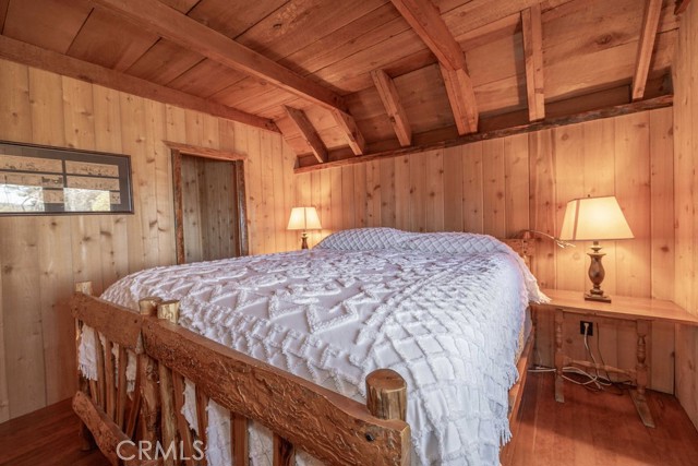 Detail Gallery Image 34 of 55 For 103 Big Bear Tract, Fawnskin,  CA 92333 - 4 Beds | 1/2 Baths