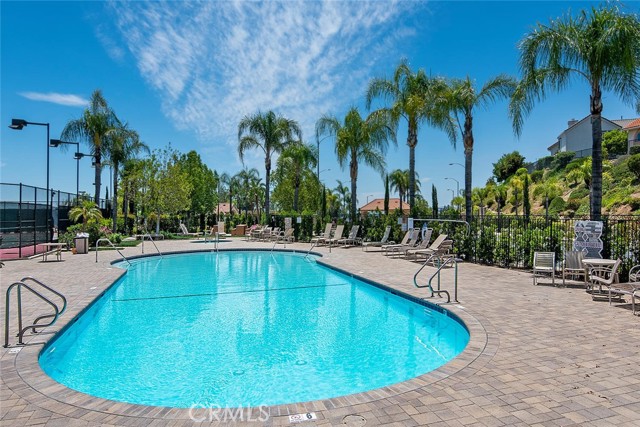 11884 Mariposa Bay Lane, Porter Ranch CA: https://media.crmls.org/medias/297142c6-c7cf-4ad2-8843-4338bb3e6439.jpg