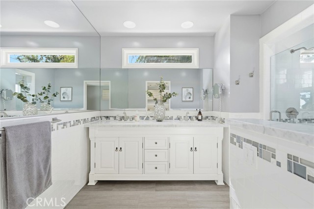 Detail Gallery Image 24 of 39 For 1025 N Screenland Dr, Burbank,  CA 91505 - 3 Beds | 2 Baths