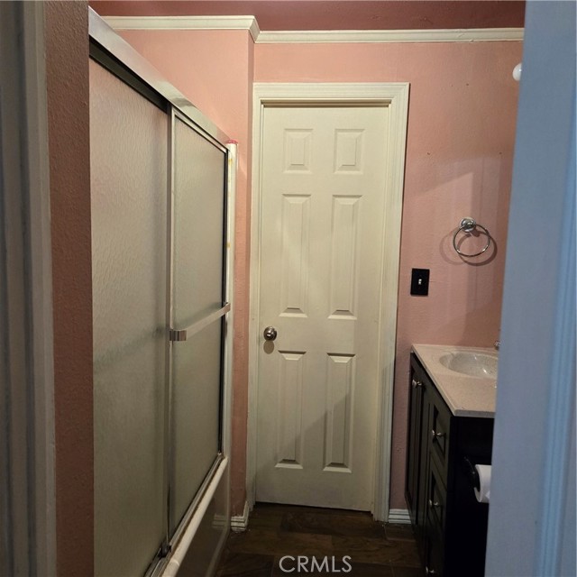 3928 La Crescenta Avenue, Glendale CA: https://media.crmls.org/medias/2971c615-178c-47b7-8ae4-28c78e93c36c.jpg