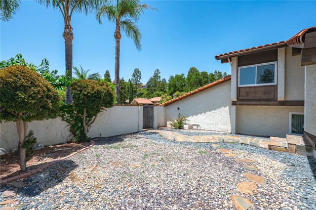 15539 Feldspar Drive, Chino Hills CA: https://media.crmls.org/medias/29720767-6892-4ed6-8292-01d8b99065ba.jpg