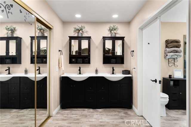 Detail Gallery Image 21 of 36 For 747 Aliso St, Corona,  CA 92879 - 4 Beds | 2/1 Baths