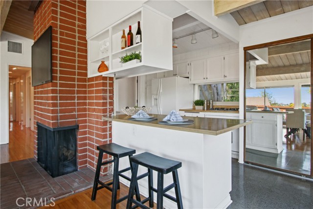 2249 Carriage Drive, Rolling Hills Estates, California 90274, 4 Bedrooms Bedrooms, ,1 BathroomBathrooms,Residential,Sold,Carriage,SB22013774