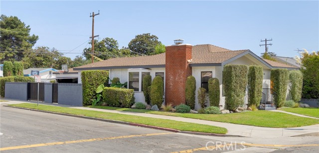 Detail Gallery Image 2 of 22 For 2890 Daisy Ave, Long Beach,  CA 90806 - 3 Beds | 2 Baths