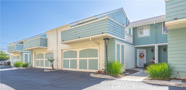 Detail Gallery Image 1 of 32 For 658 S Webster Ave #5,  Anaheim,  CA 92804 - 2 Beds | 1/1 Baths