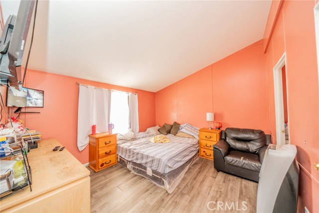 11930 Baldy Mesa Road, Victorville CA: https://media.crmls.org/medias/2974617d-a4a6-49de-a545-6eca38df6b76.jpg