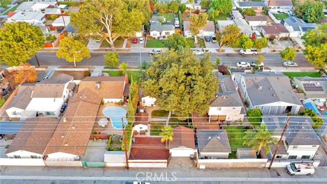 Detail Gallery Image 34 of 37 For 1527 N Avon St, Burbank,  CA 91505 - 4 Beds | 1 Baths