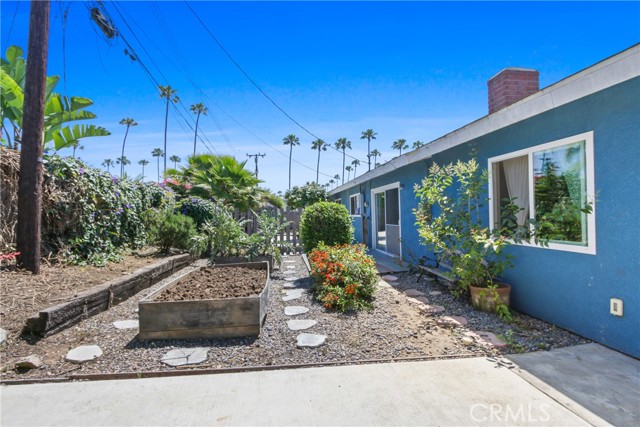 Detail Gallery Image 23 of 29 For 7591 Quebec Dr, Huntington Beach,  CA 92648 - 5 Beds | 3 Baths