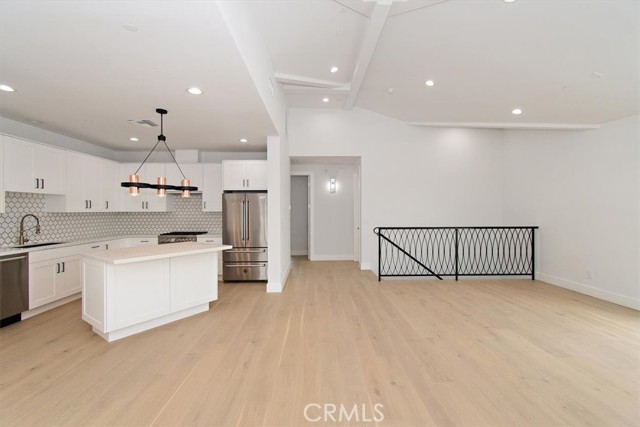 2406 Mathews Avenue, Redondo Beach, California 90278, 4 Bedrooms Bedrooms, ,3 BathroomsBathrooms,Residential,Sold,Mathews,SB21216620