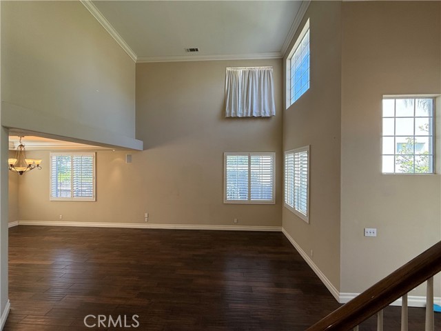 Detail Gallery Image 7 of 27 For 1354 Williamsburg Ln, Corona,  CA 92882 - 4 Beds | 3 Baths