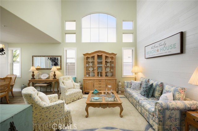 14 Chapital, San Clemente CA: https://media.crmls.org/medias/297629e2-2d55-48d3-b5bf-327a5ac2d926.jpg