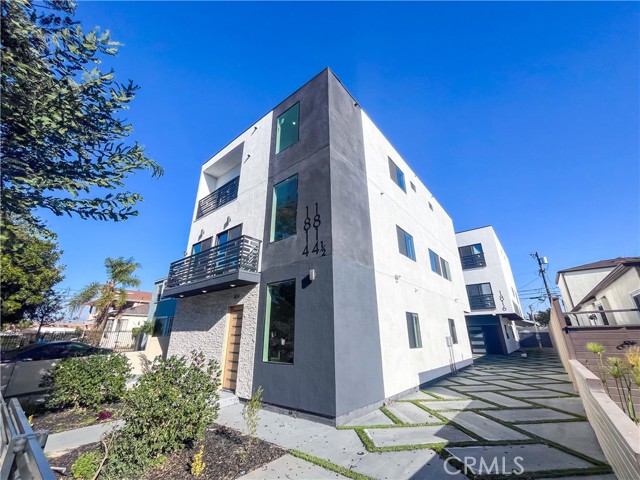 Front Image Thumbnail for CRPW26114872