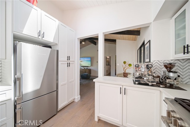 2522 Zorada Drive, Los Angeles CA: https://media.crmls.org/medias/297752e8-087b-451d-aa5d-077d520b8103.jpg