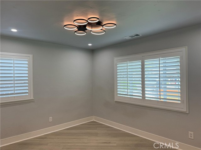 Detail Gallery Image 6 of 12 For 211 N Pasadena, Azusa,  CA 91702 - 3 Beds | 2 Baths