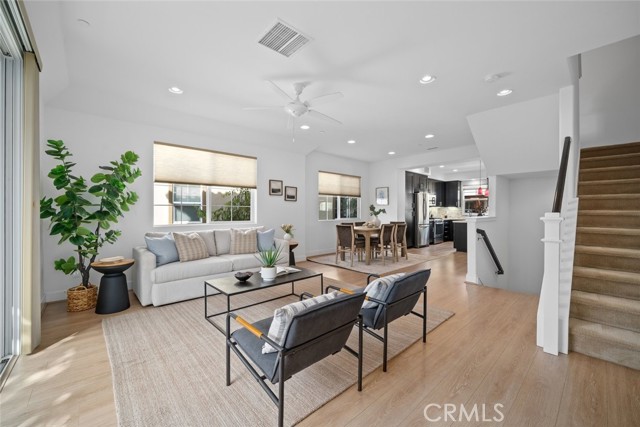 Detail Gallery Image 4 of 40 For 920 Bay Leaf, San Luis Obispo,  CA 93401 - 3 Beds | 3/1 Baths