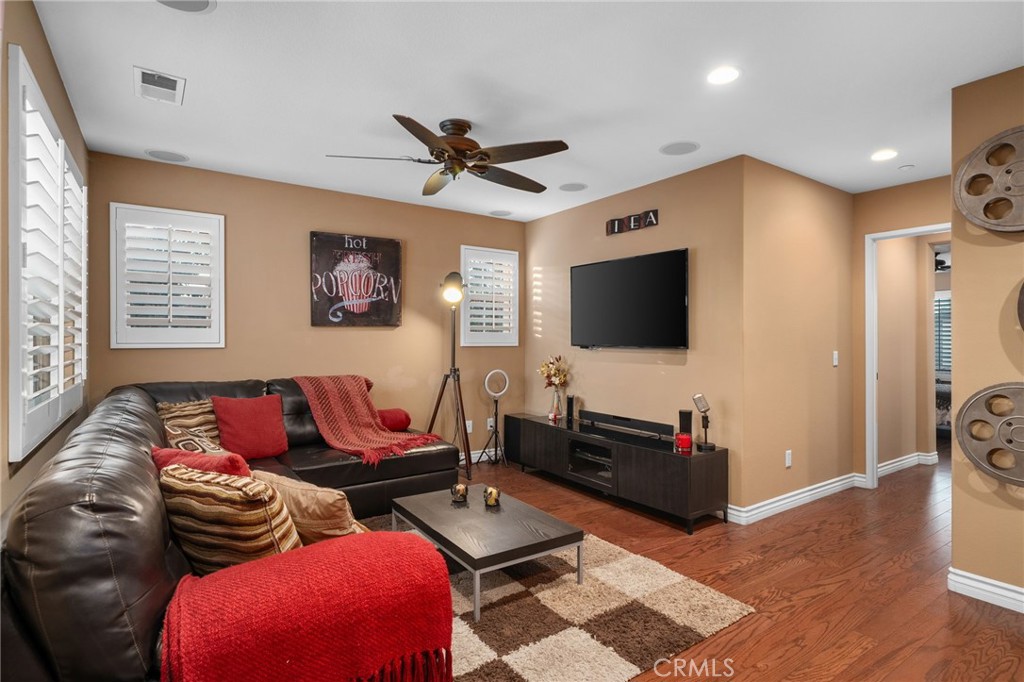 MLS #CV25270349 image #9