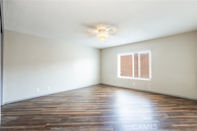 3695 Linden Avenue, Long Beach CA: https://media.crmls.org/medias/2978a535-5832-4361-8f69-3f2ff60f4242.jpg