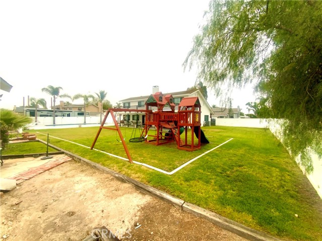 2416 Hialeah Circle, Norco CA: https://media.crmls.org/medias/297a0f2b-d401-4e5c-9ce6-c9d909c53217.jpg
