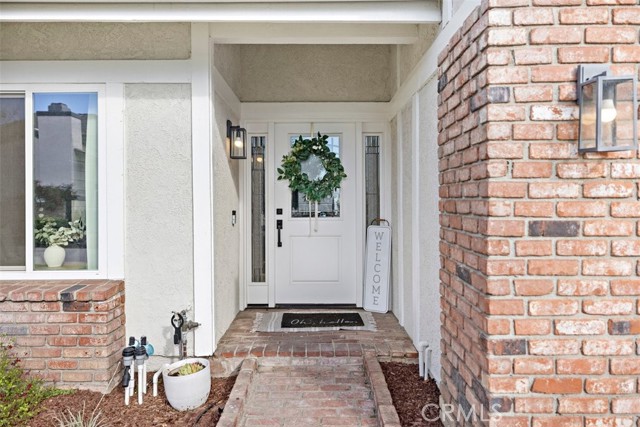 Detail Gallery Image 3 of 42 For 1279 Moss, Upland,  CA 91784 - 4 Beds | 2/1 Baths