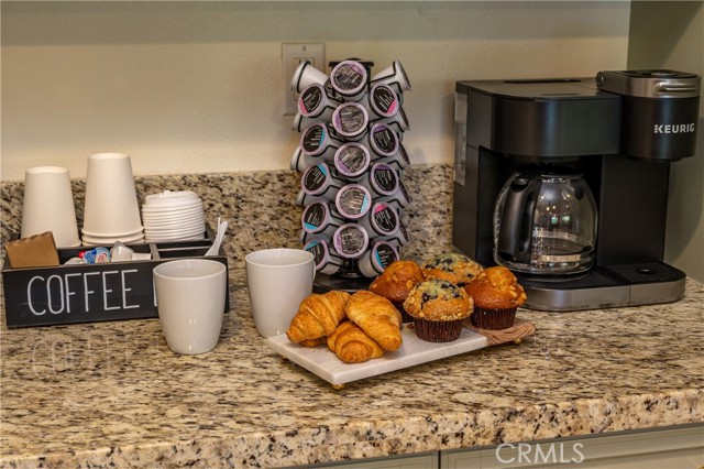 Detail Gallery Image 12 of 62 For 82872 Wordsworth Ct, Indio,  CA 92201 - 5 Beds | 3 Baths