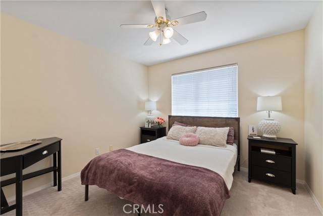 Detail Gallery Image 25 of 37 For 2290 Warwick Ave, Fresno,  CA 93720 - 4 Beds | 3 Baths