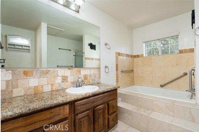10109 Parr Avenue, Sunland CA: https://media.crmls.org/medias/297cb1a3-3925-42e1-b426-5b02644b565e.jpg