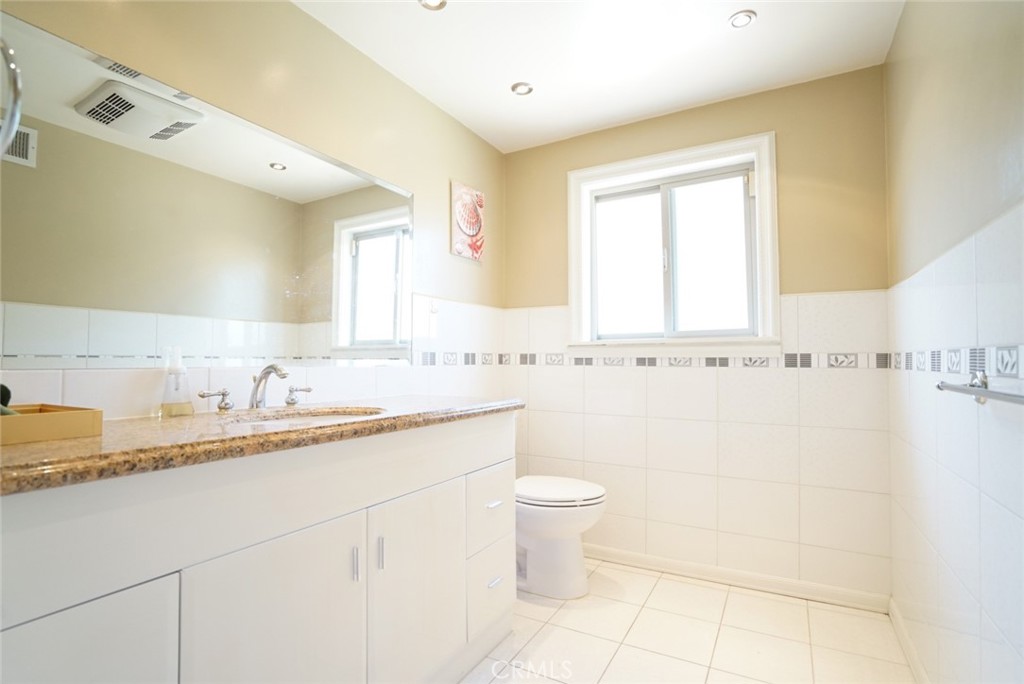 MLS #WS25216406 image #17