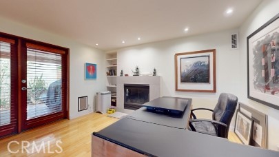 3205 Bayview Drive, Manhattan Beach CA: https://media.crmls.org/medias/297dec81-cedd-4bcd-9838-528c3943d18f.jpg