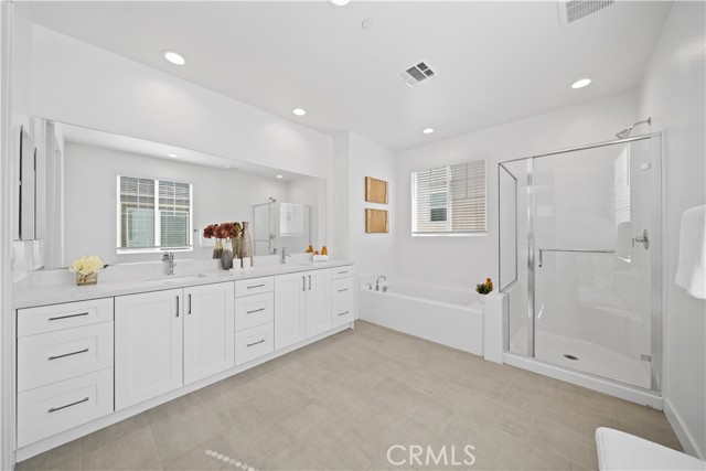 4253 S Heather Privado, Ontario CA: https://media.crmls.org/medias/297fa8e5-579d-4e4e-afa7-c063174a4b52.jpg