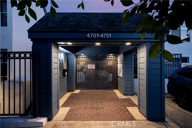 Detail Gallery Image 25 of 39 For 4713 E 4th, Long Beach,  CA 90814 - 2 Beds | 2 Baths