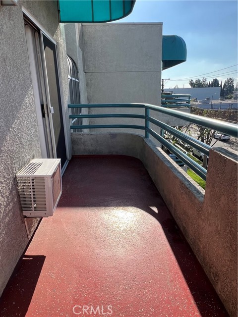 Detail Gallery Image 16 of 23 For 11410 Dolan Ave #315,  Downey,  CA 90241 - 1 Beds | 1 Baths