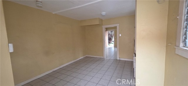 Detail Gallery Image 33 of 36 For 211 E 119th St, Los Angeles,  CA 90061 - – Beds | – Baths