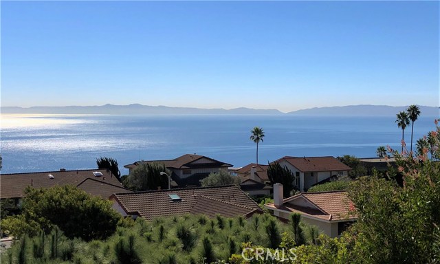 6862 Vallon Drive, Rancho Palos Verdes, California 90275, 4 Bedrooms Bedrooms, ,3 BathroomsBathrooms,Residential,Sold,Vallon,TR17270815