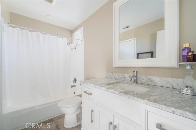 Detail Gallery Image 12 of 36 For 26103 Mcbean Pkwy #130,  Valencia,  CA 91355 - 2 Beds | 2 Baths