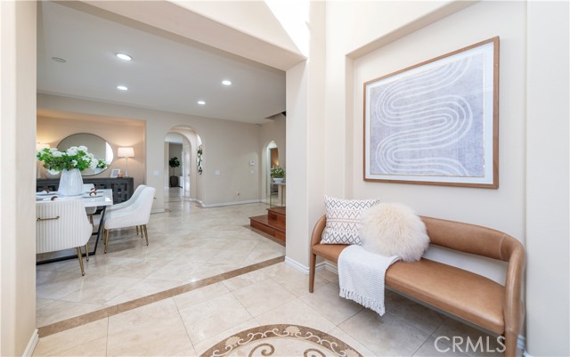 Detail Gallery Image 3 of 39 For 23 Dusty Rose, Irvine,  CA 92620 - 5 Beds | 4/1 Baths