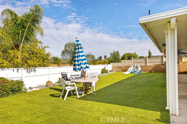 Detail Gallery Image 26 of 39 For 30841 Long Point, Canyon Lake,  CA 92587 - 3 Beds | 2 Baths