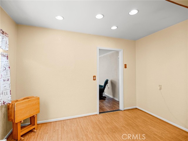 5011 W 133rd Street, Hawthorne CA: https://media.crmls.org/medias/2984b53f-332e-4267-a69e-9999f6720bb0.jpg